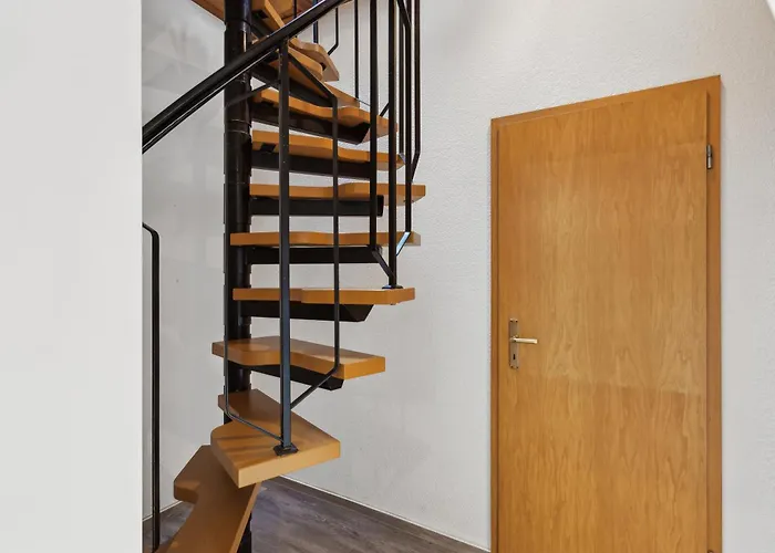 Stylish & Relaxing Penthouse ~ Workspace ~ Parking