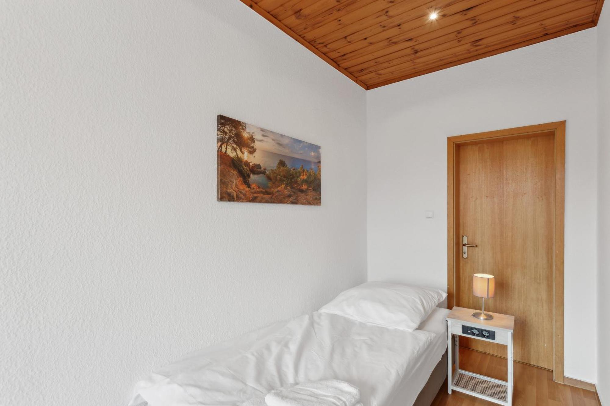 Stylish & Relaxing Penthouse ~ Workspace ~ Parking Apartment Gelsenkirchen