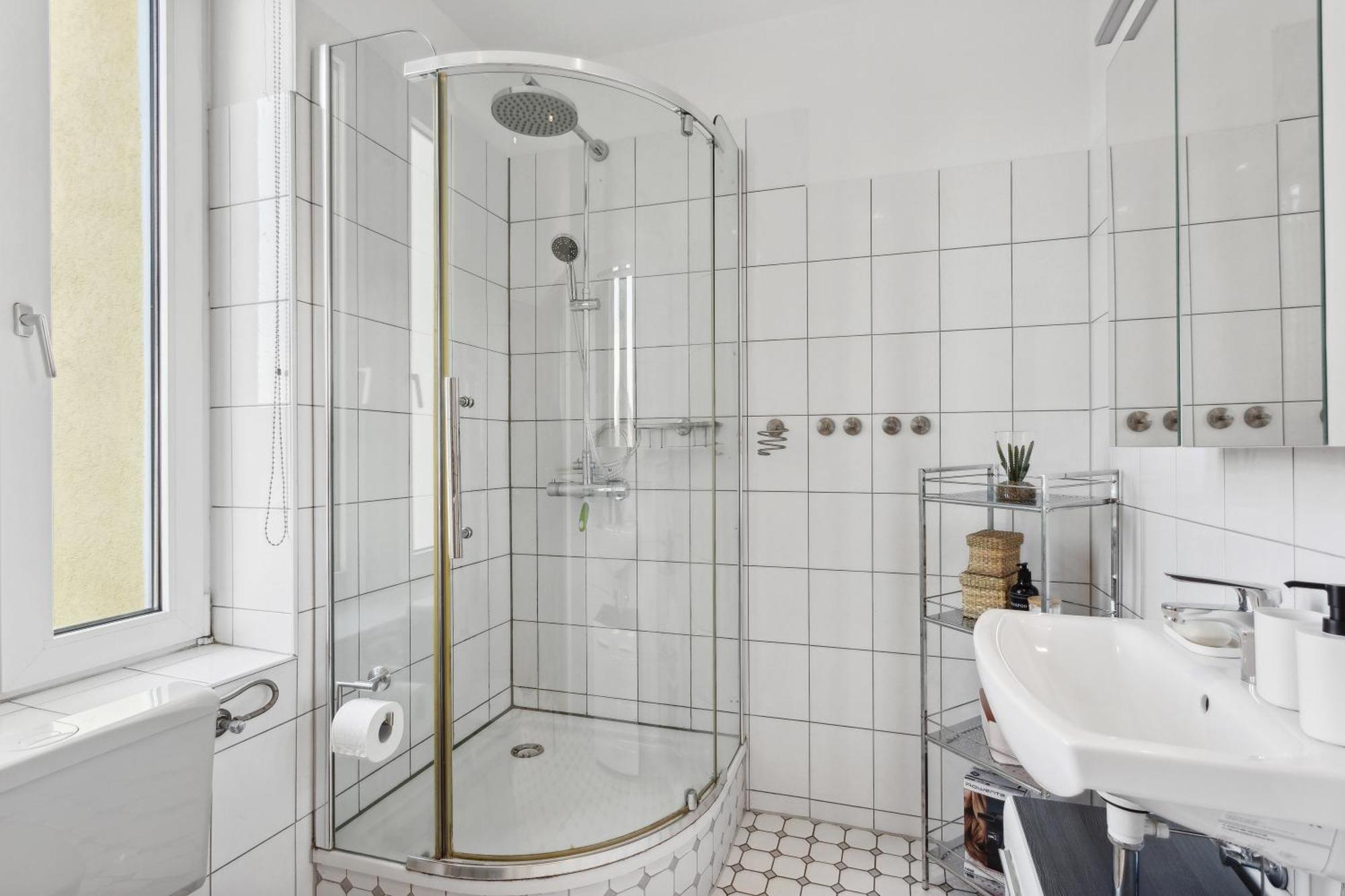 Apartment Stylish & Relaxing Penthouse ~ Workspace ~ Parking