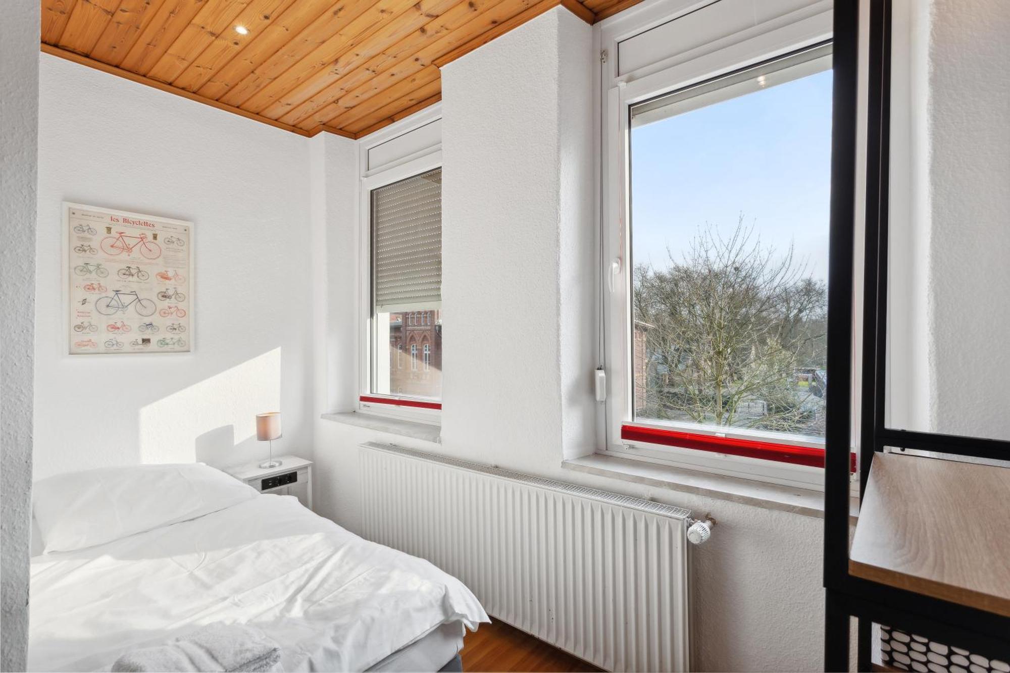 Stylish & Relaxing Penthouse ~ Workspace ~ Parking Apartment *